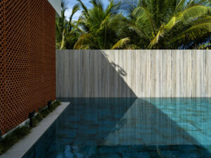 YEP-001_IMG_L1_Pool_01_by Michael Stavaridis