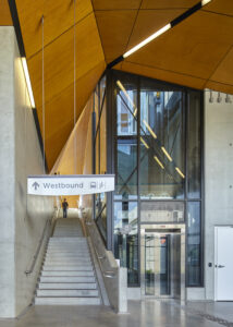 BRT-001_IMG_MississaugaStationElevator_by Shai Gil