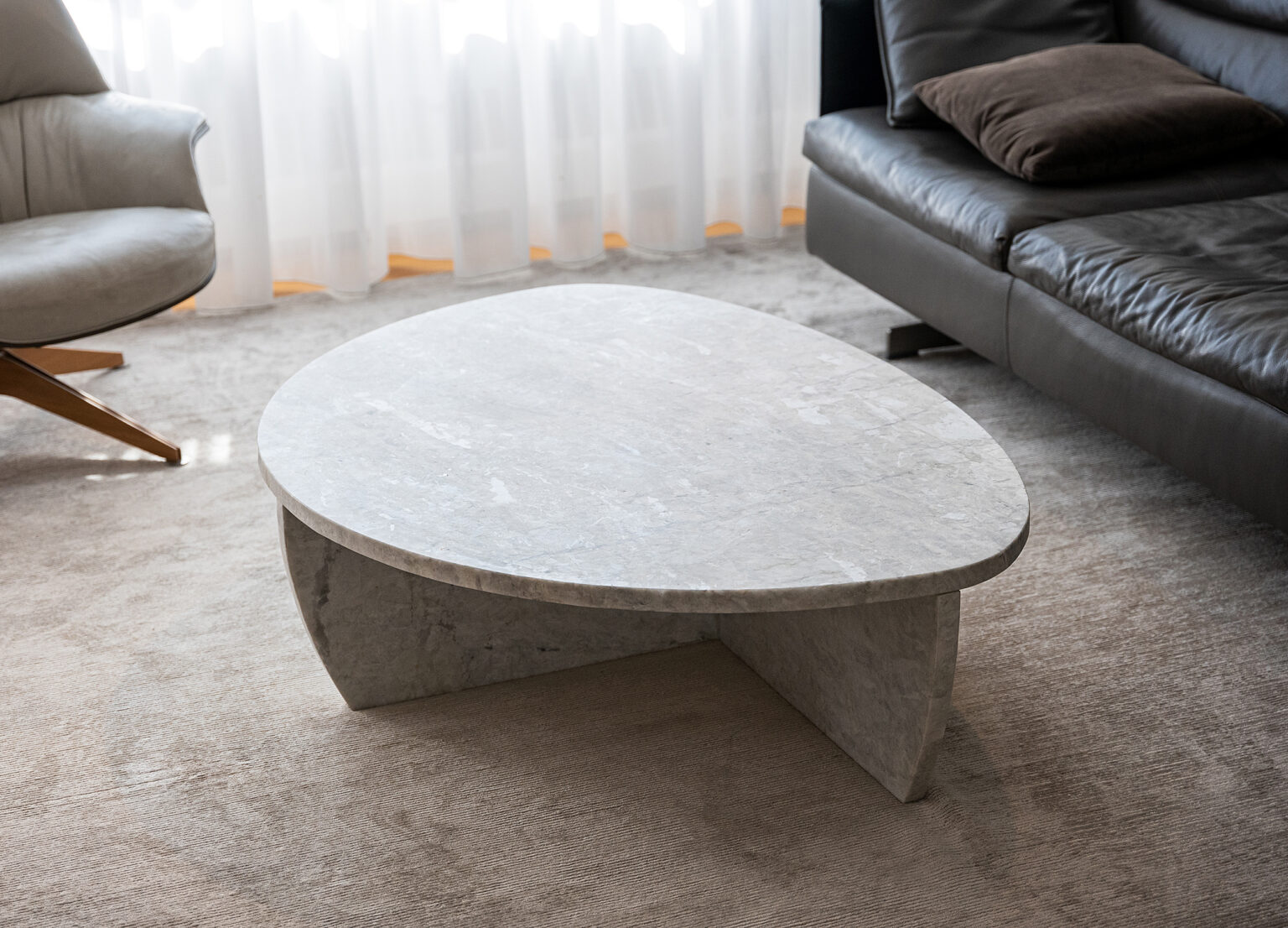Gibbous Moon Table