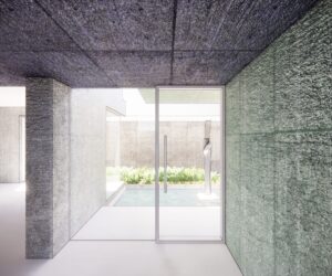 [ West] 07 Courtyard [version 1]